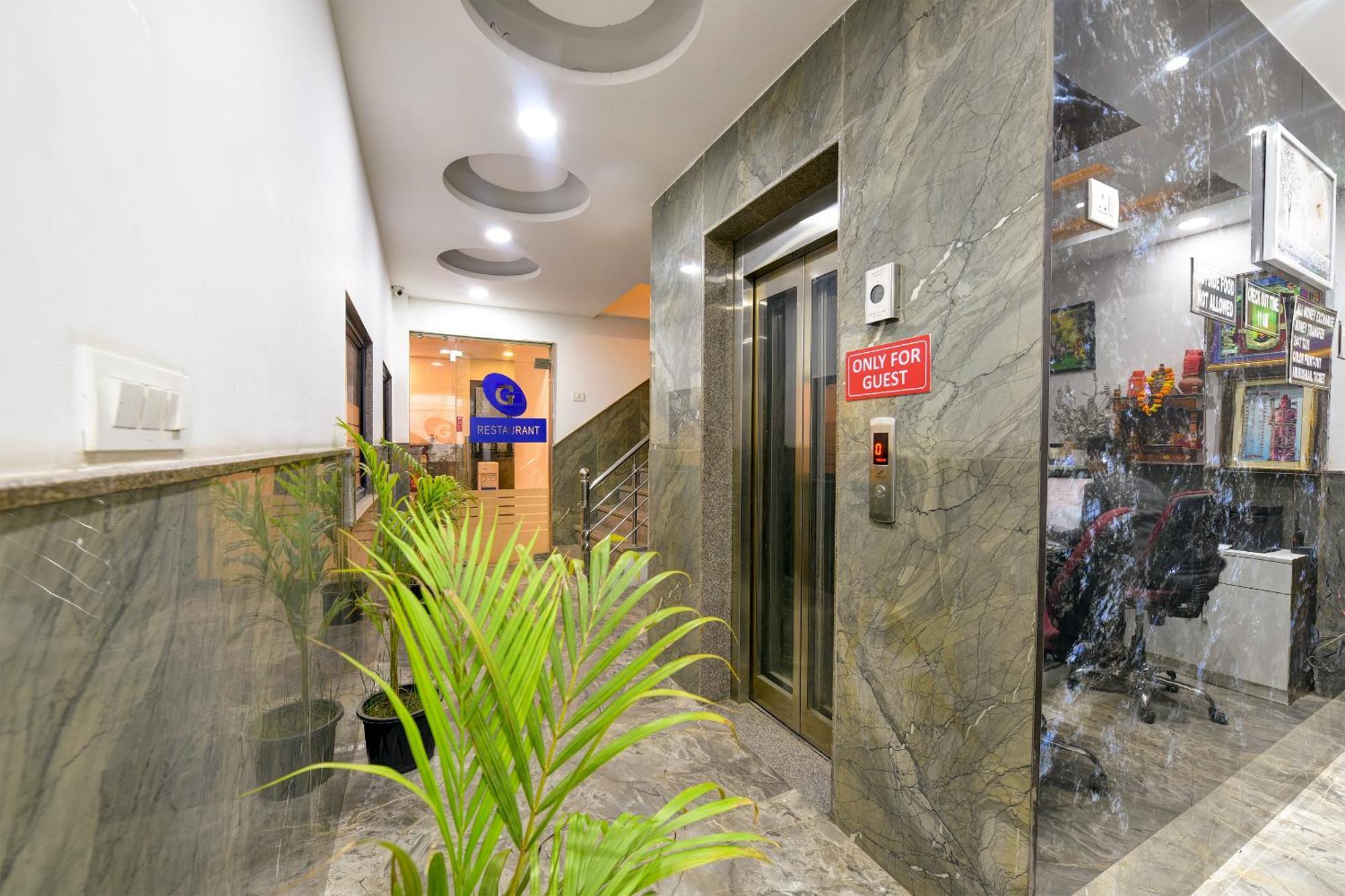 Glory Inn Near Delhi International Airport Ню Делхи Екстериор снимка
